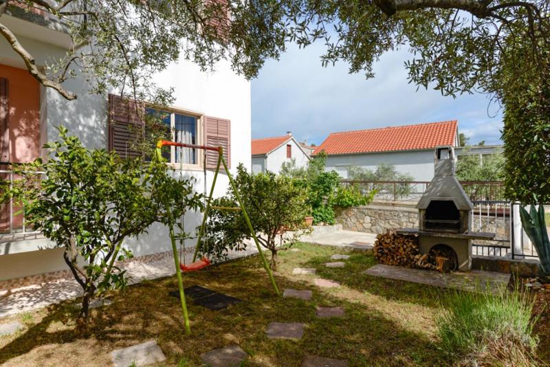 Apartments Yo Lee Bibinje Dış mekan fotoğraf