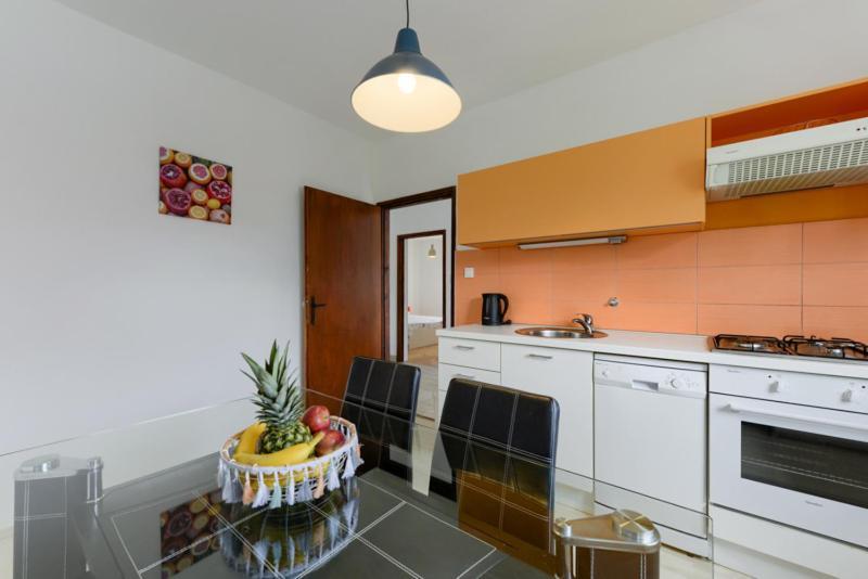 Apartments Yo Lee Bibinje Dış mekan fotoğraf